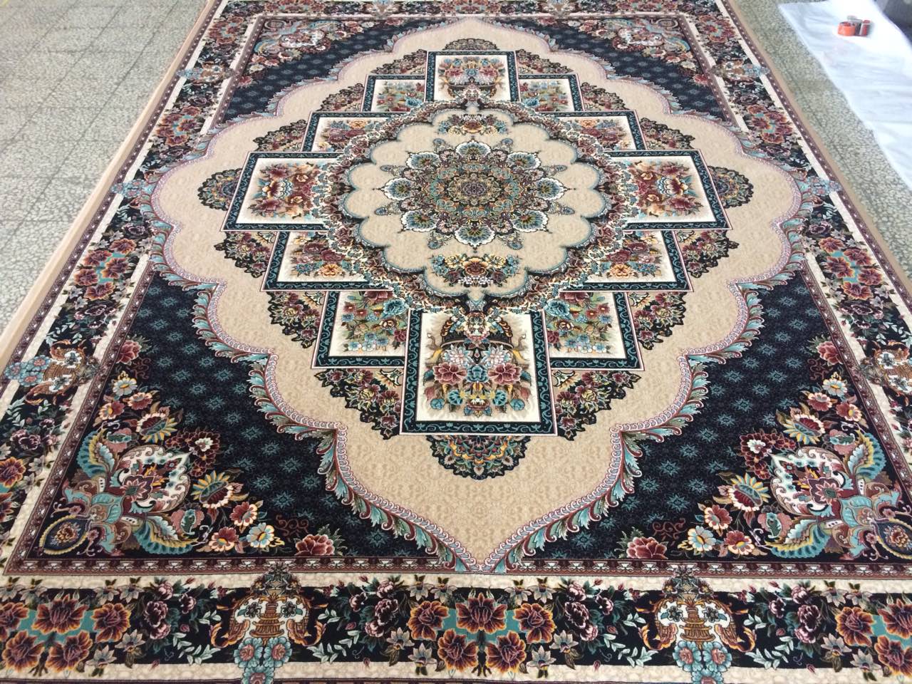 تراکم 3000دارای نشان استاندارد ایران و CE اروپابافته شده با مرغوبترین الیاف 