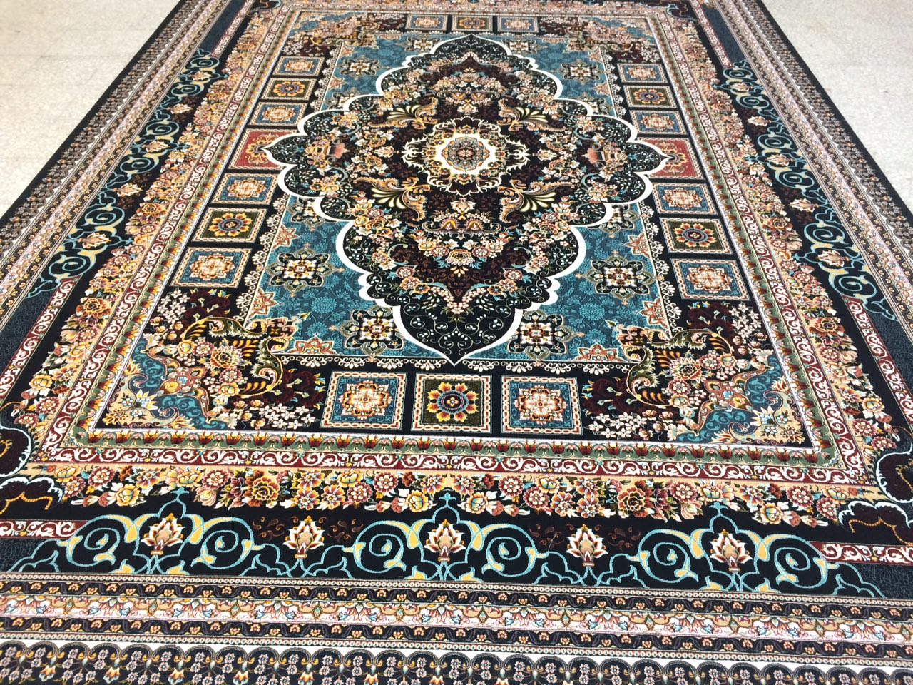 تراکم 3000دارای نشان استاندارد ایران و CE اروپابافته شده با مرغوبترین الیاف 